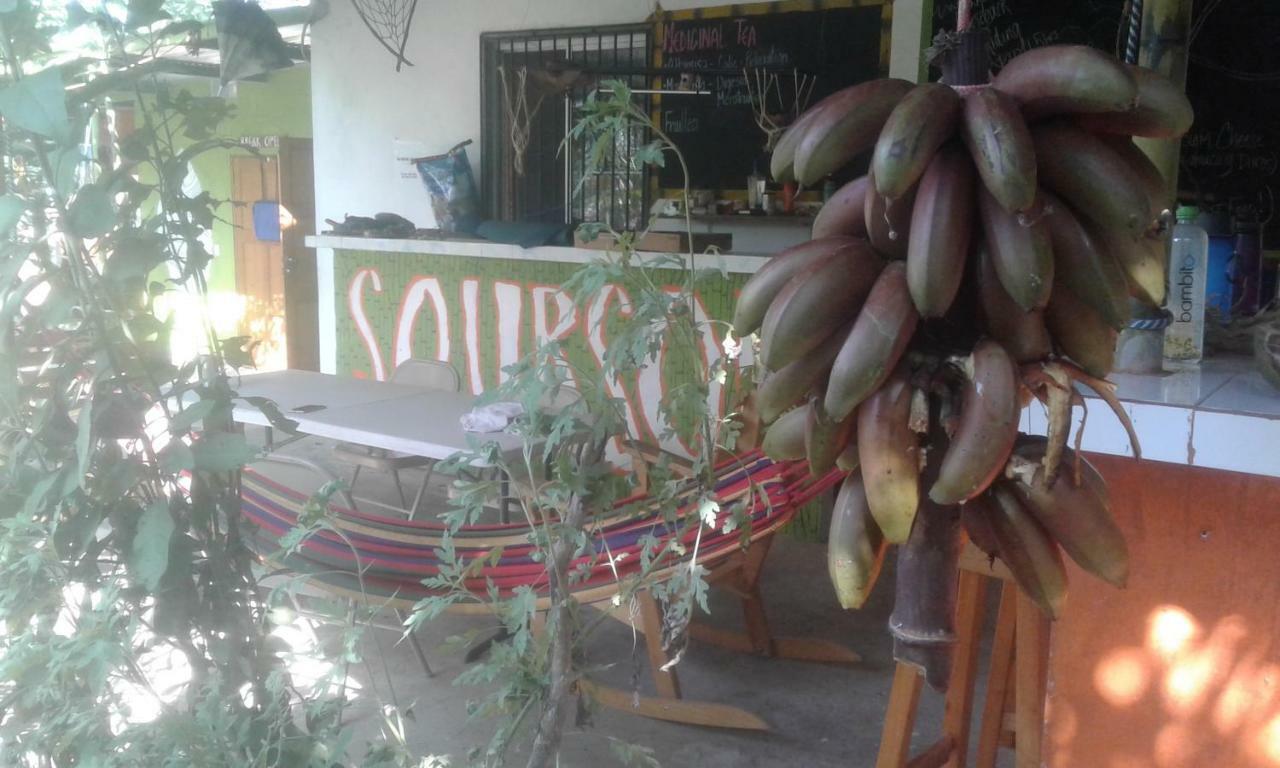 Soursop Hostel Cueta المظهر الخارجي الصورة