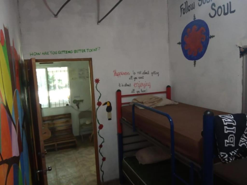 Soursop Hostel Cueta المظهر الخارجي الصورة