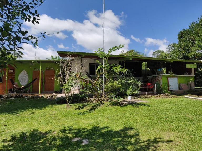 Soursop Hostel Cueta المظهر الخارجي الصورة